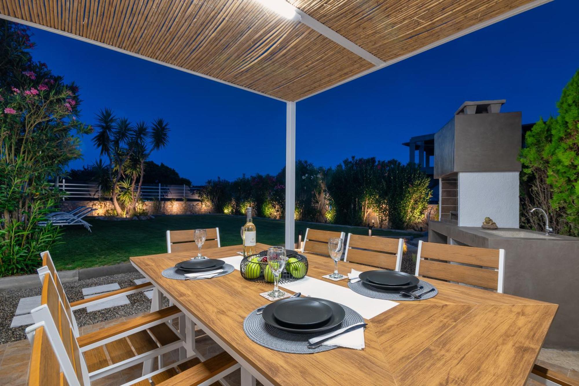 Villa Mariani II - In Lothiarika, Newly Renovated June 2024, Private Pool, Lindos 10 Min, Beach 120M Lardos Exterior foto