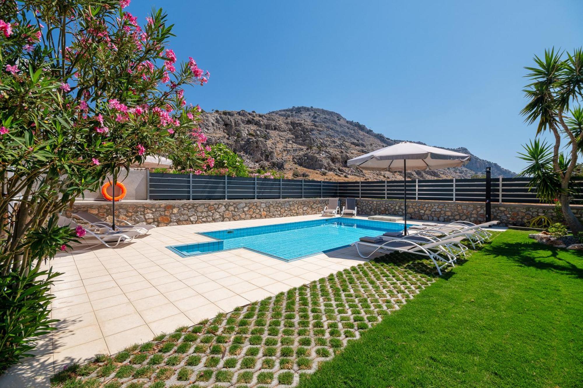 Villa Mariani II - In Lothiarika, Newly Renovated June 2024, Private Pool, Lindos 10 Min, Beach 120M Lardos Exterior foto
