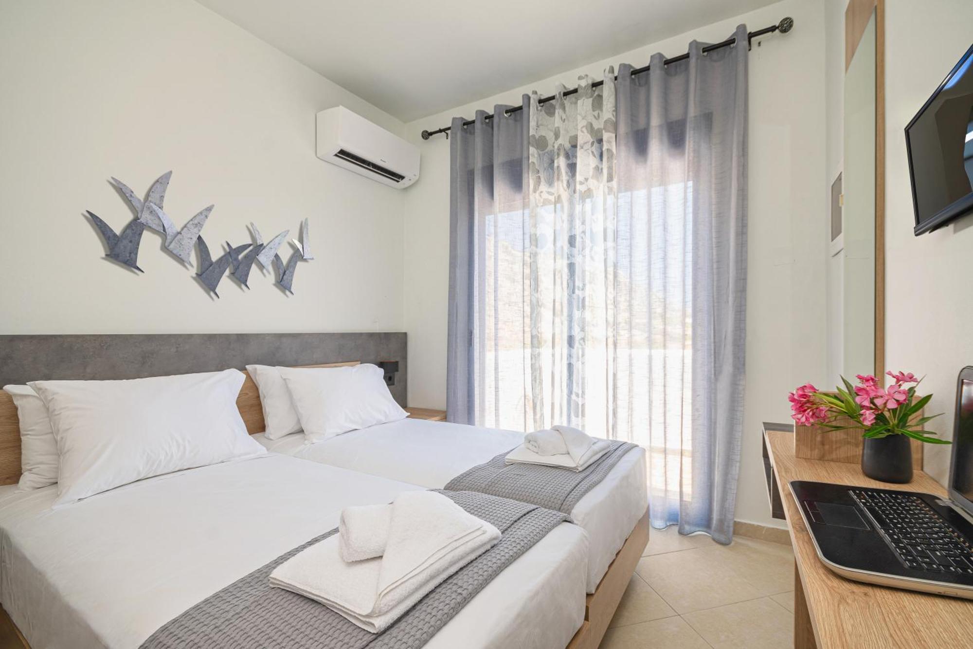 Villa Mariani II - In Lothiarika, Newly Renovated June 2024, Private Pool, Lindos 10 Min, Beach 120M Lardos Exterior foto